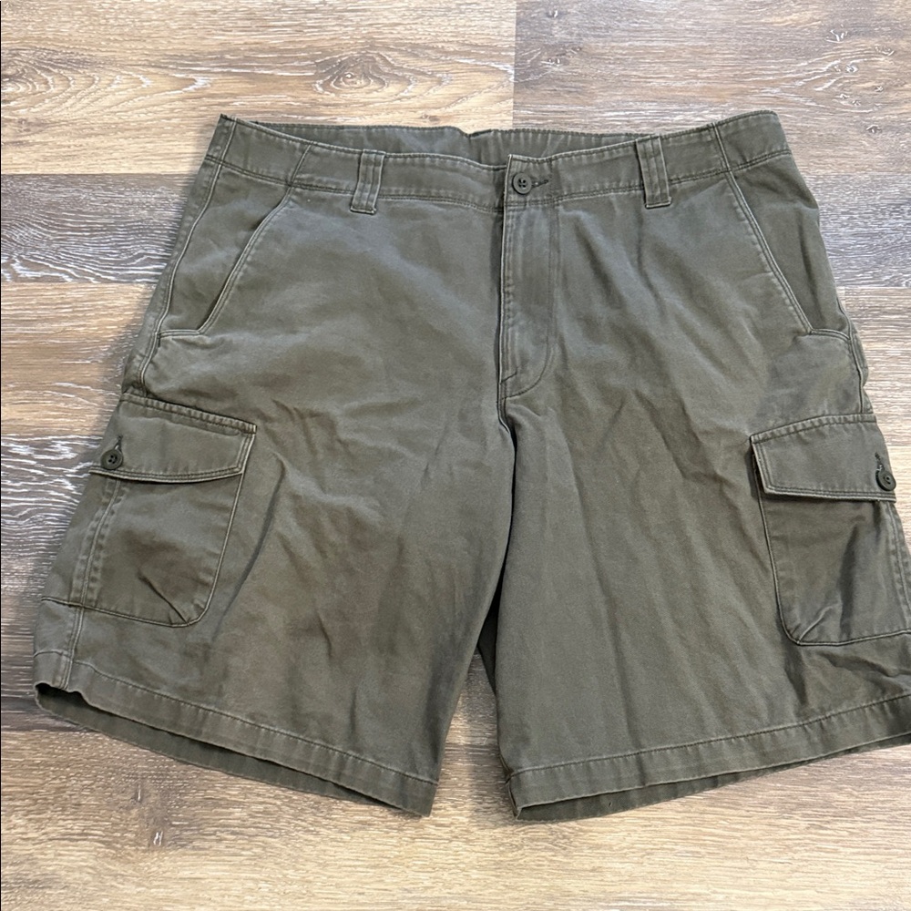 The North Face Men's Olive Cargo Shorts